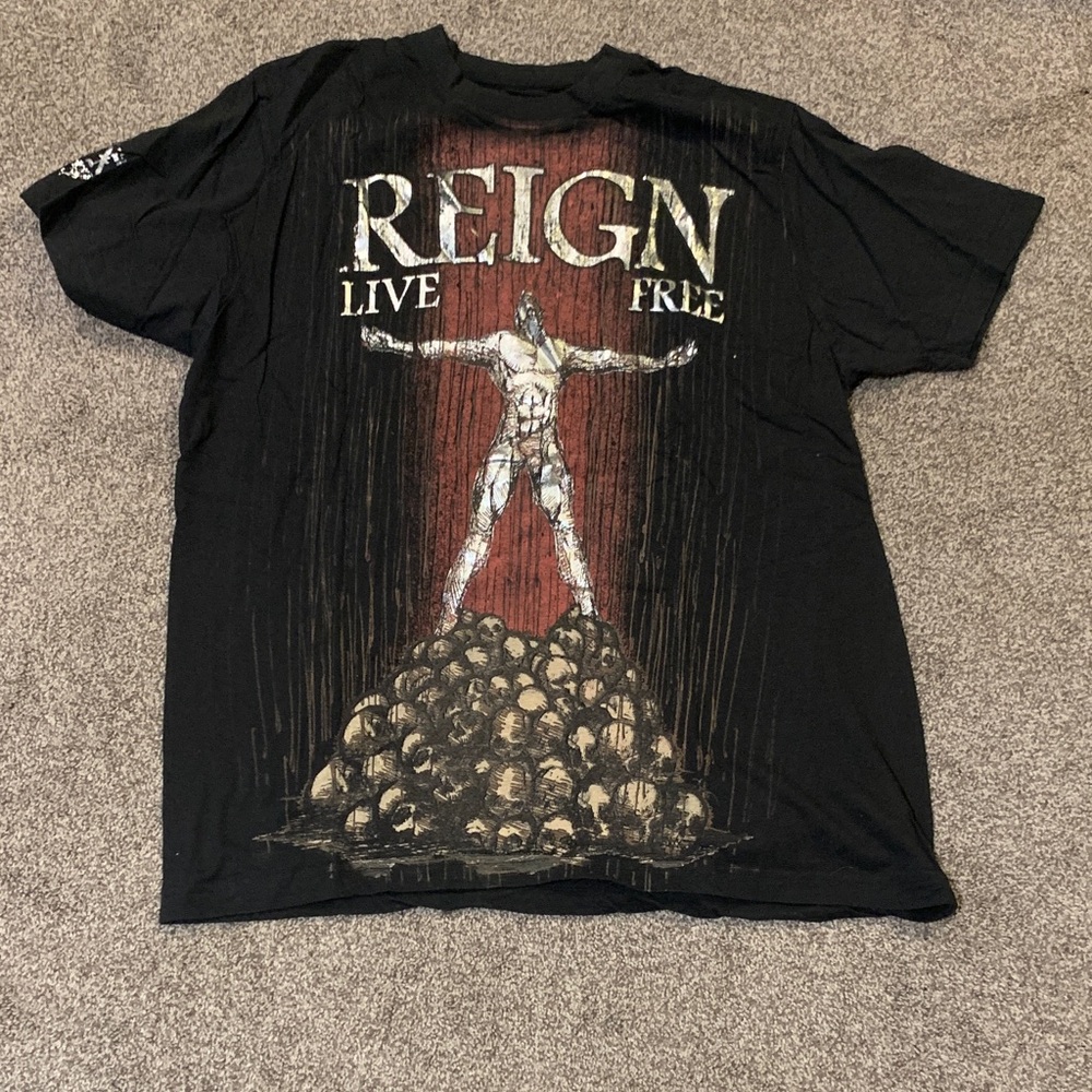 Reign Black Tee with Bold Graphic Design